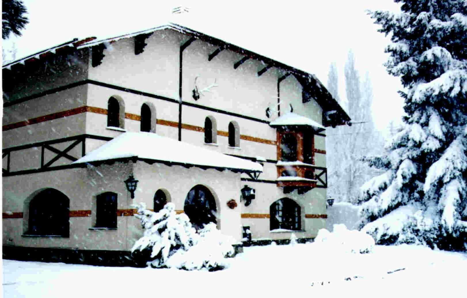 Hosteria La Posta Del Cazador San Martin de los Andes Exterior photo