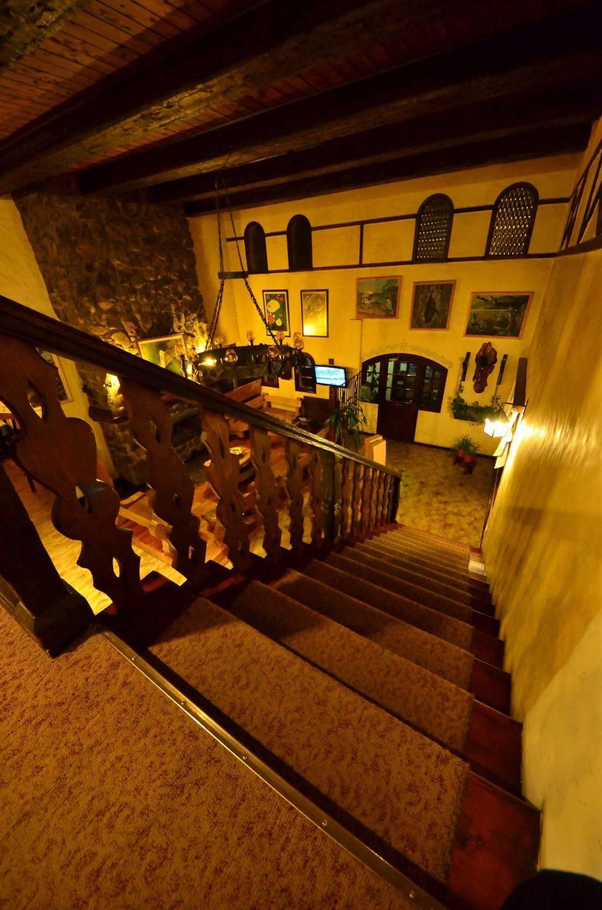 Hosteria La Posta Del Cazador San Martin de los Andes Exterior photo